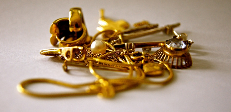 selection of gold jewellery